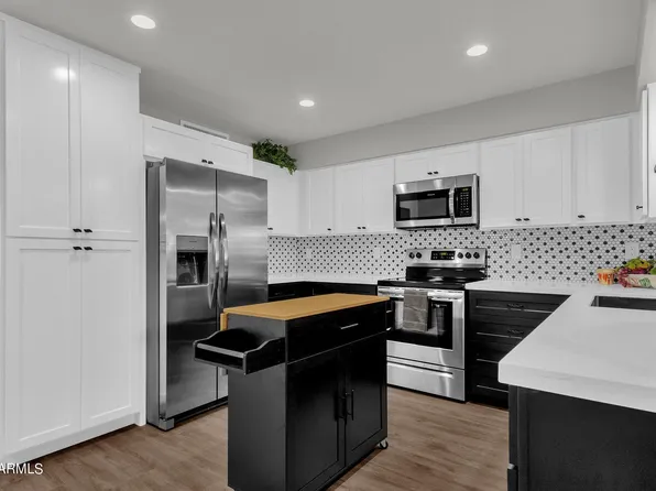 3544 W DENTON Lane, Phoenix, AZ 85019