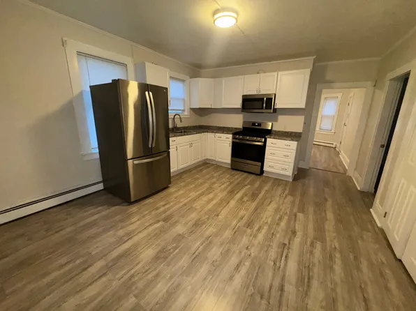 35 Brook St Floor 2, Lawrence, MA 01841