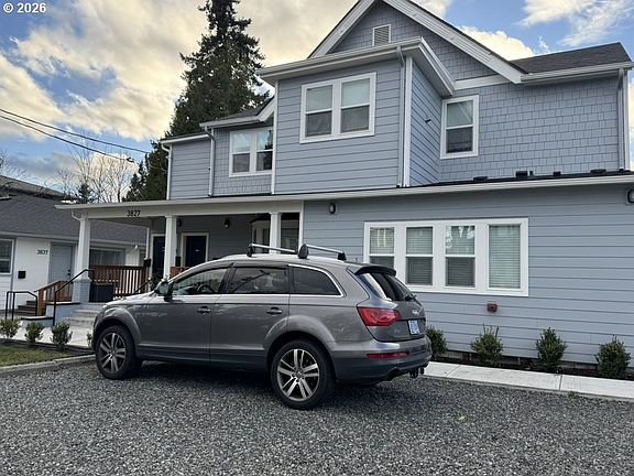 5th image of 3823 SE 52nd Ave