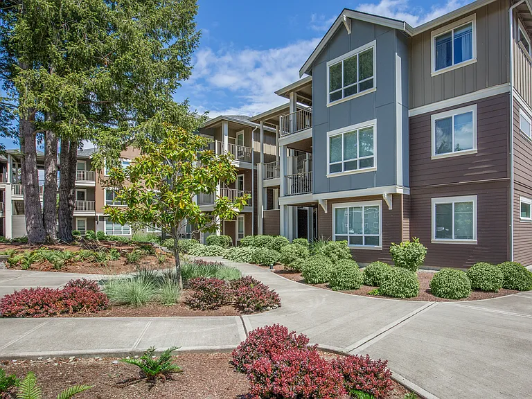 Creekside Village — Photo 37