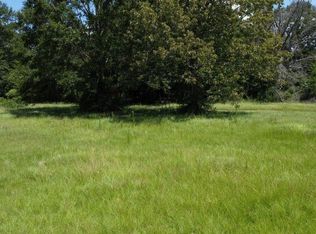 8370 Queen Ln, Orange, TX 77632