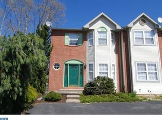 319 Pine St, Wernersville, PA 19565