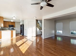 5733 Rocksbury Ln, Woodbridge, VA 22193