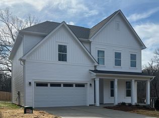 400 Lawrence Gray Rd, Charlotte, NC 28262