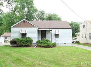 106 Stahl Ave, Washington, IL 61571