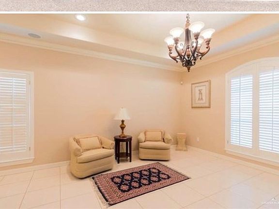 2nd image of 3601 Inez St