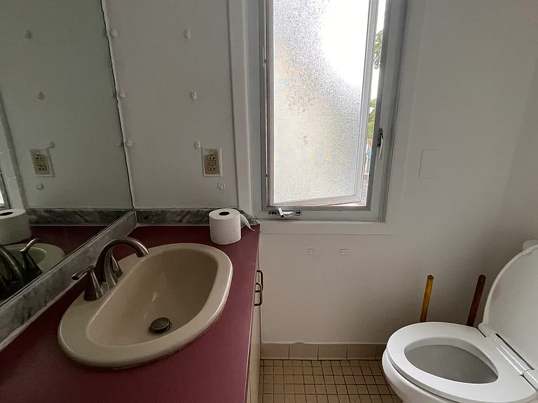 5859 Hobart St #2 — Photo 39