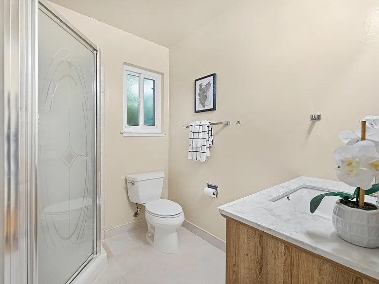 1307 Centennial Ct — Photo 16