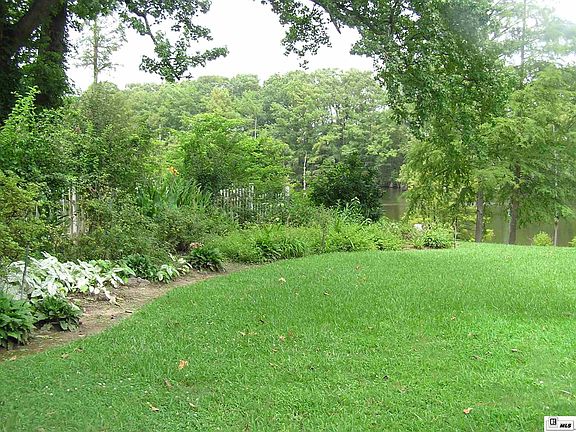 4th image of 209 Pecan Bayou Dr #1
