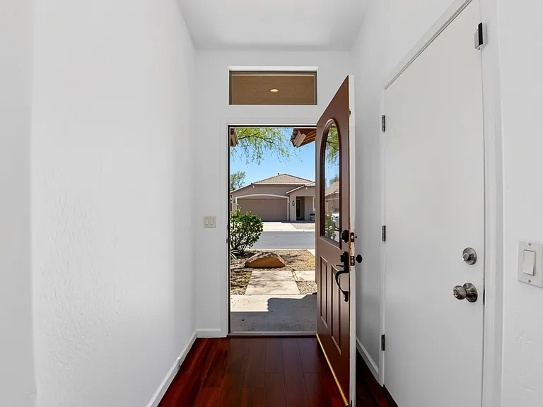4420 E High Point Dr — Photo 6