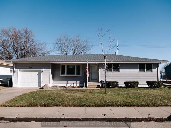 1039 S Eugene St, Grand Island, NE 68801