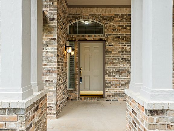 5th image of 4212 Meadow Vista Ln