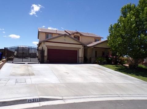 2nd image of 15311 Baxter St