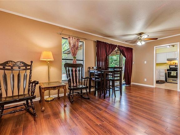 4th image of 6211 Mountain Shadows Dr