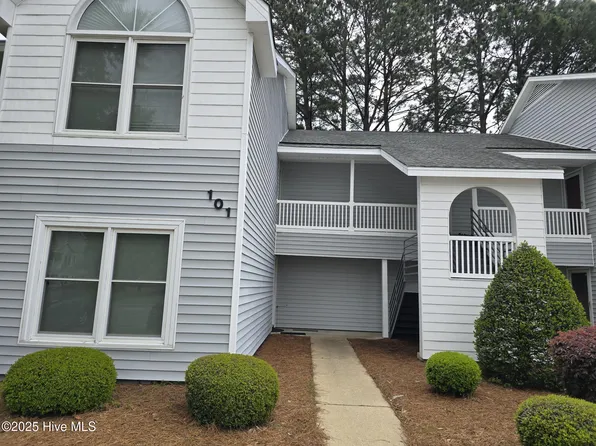 101 W Victoria Court W #B, Greenville, NC 27834