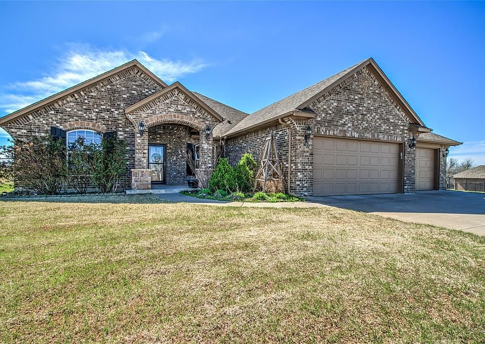 1st image of 2107 E Sooner Rd