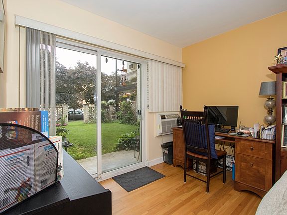 5th image of 3011 Paris Ave APT 106