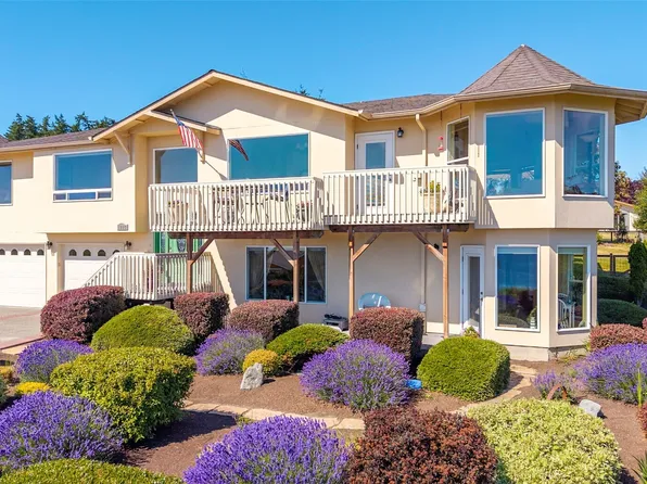 1223 Rainier Lane, Oak Harbor, WA 98277