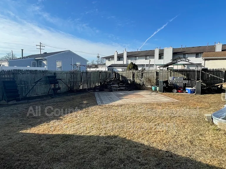3138 Powhatan Ave — Photo 15