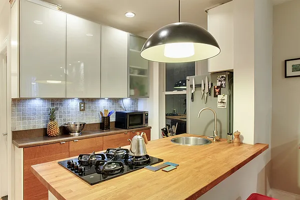 Sold by Corcoran | media 6