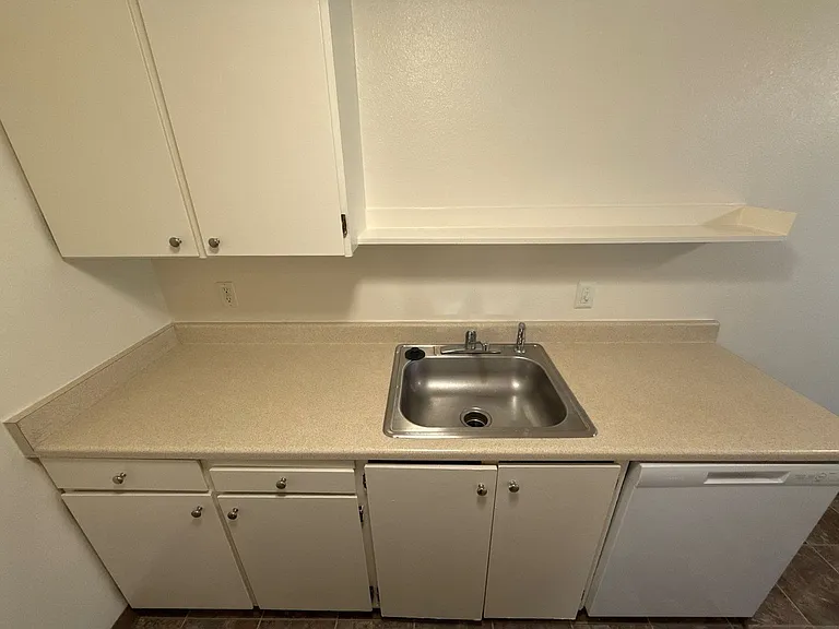 West Hills Village — Photo 34