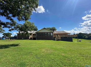 1895 Fry Gap Rd, Arab, AL 35016