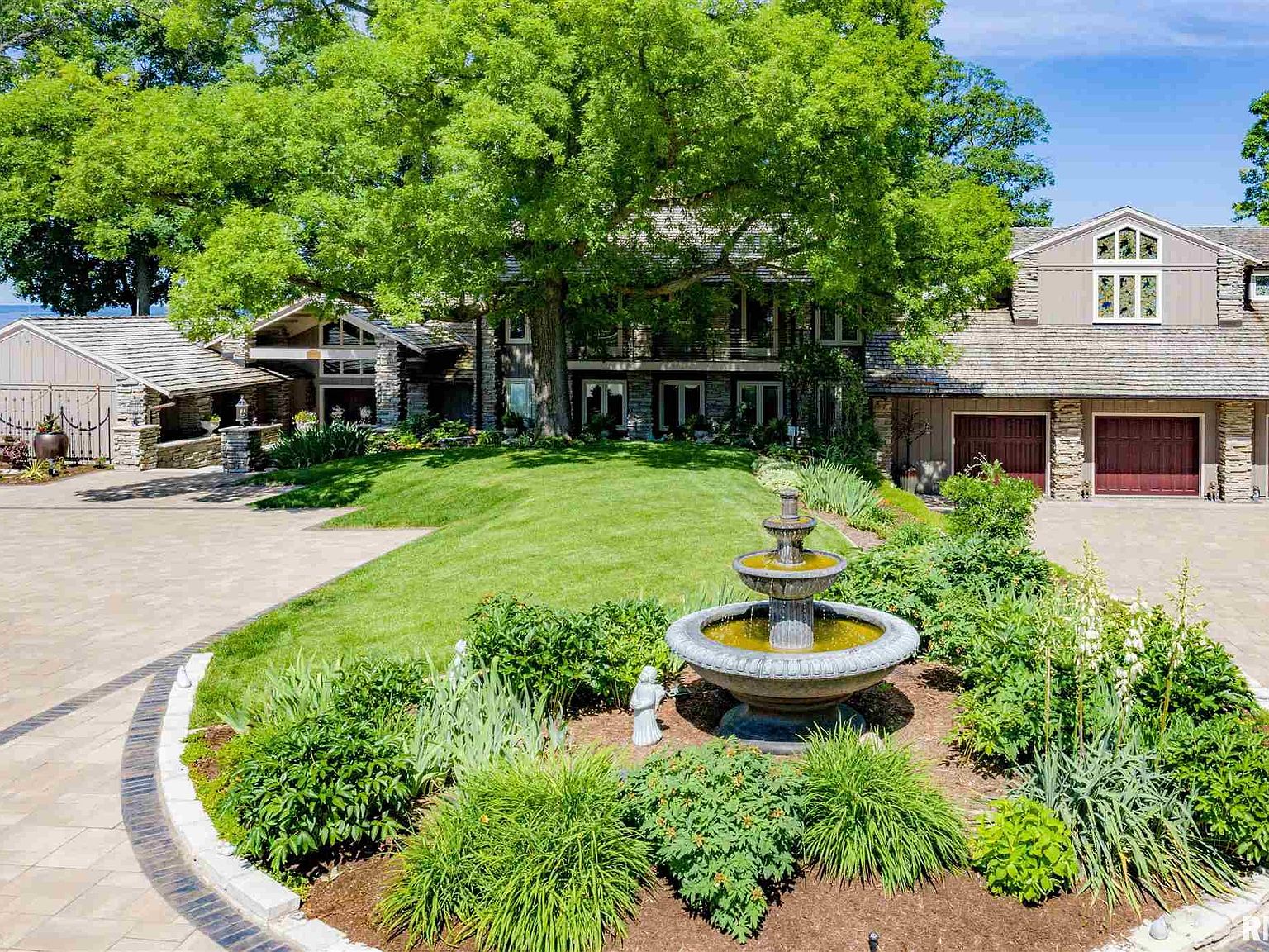 7406 N Edgewild Dr, Peoria, IL 61614 Zillow