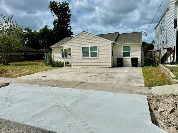 6810 Foster St, Houston, TX 77021