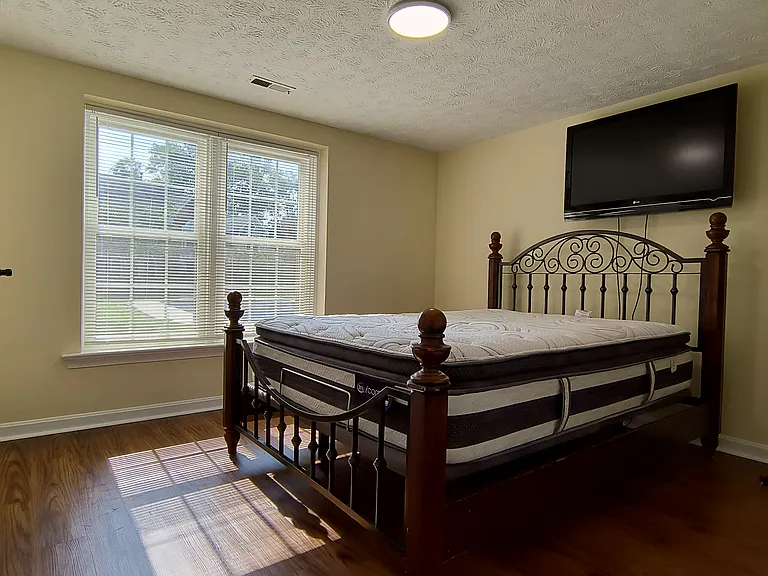 17507 Applewood Ln — Photo 9