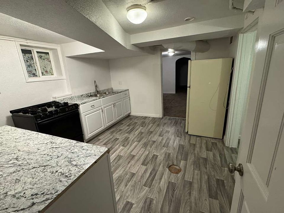 1st image of 1475 N Lowell Blvd #1477