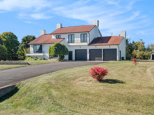 12 Davis Ln, Rideau Lakes, ON K7A 4S5