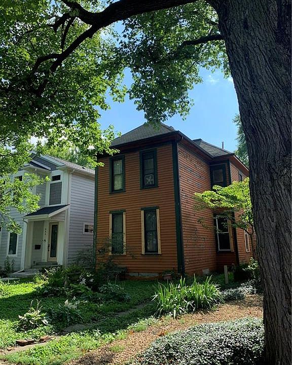 1st image of 840 Noble St