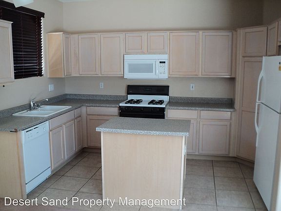 5th image of 10796 Manchester Park Dr