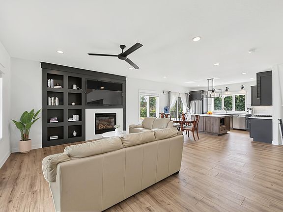 4th image of 4686 Cassidy Ridge Dr NE