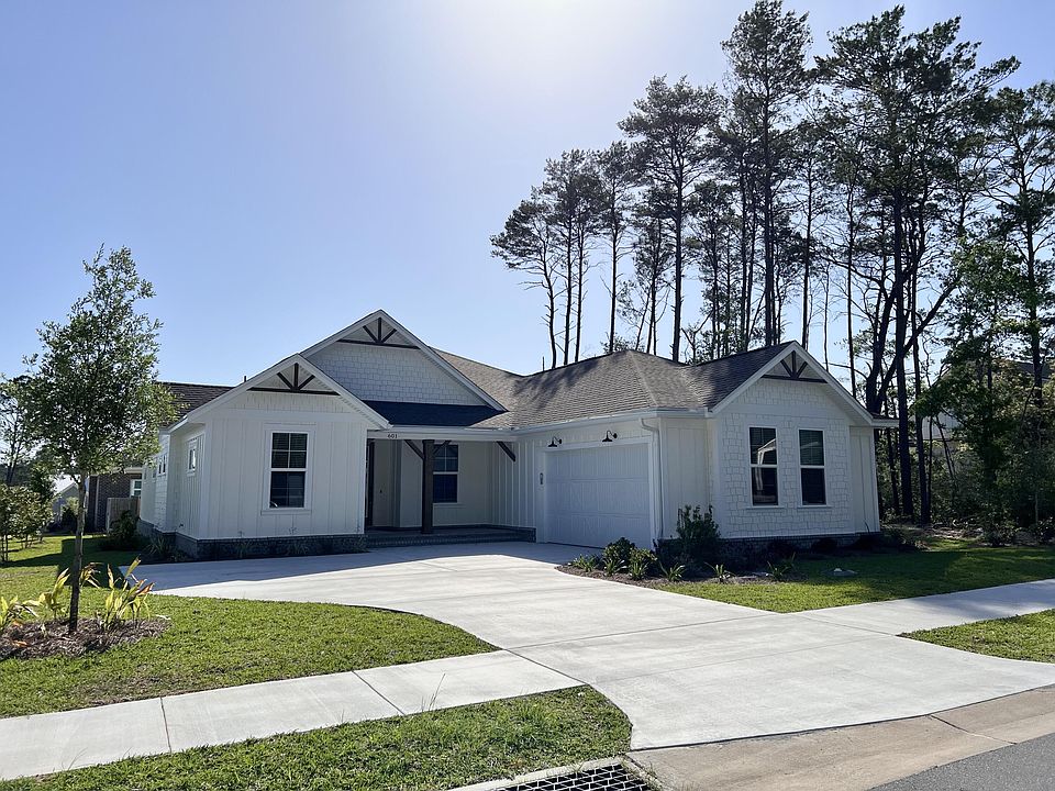1st image of 601 Chamomile Ct