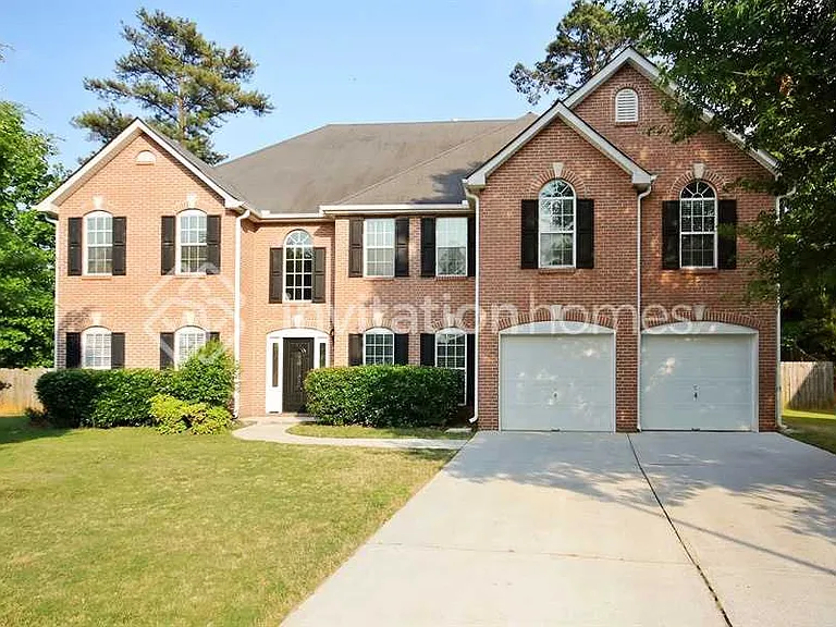 595 Paper Mill Dr — Photo 1