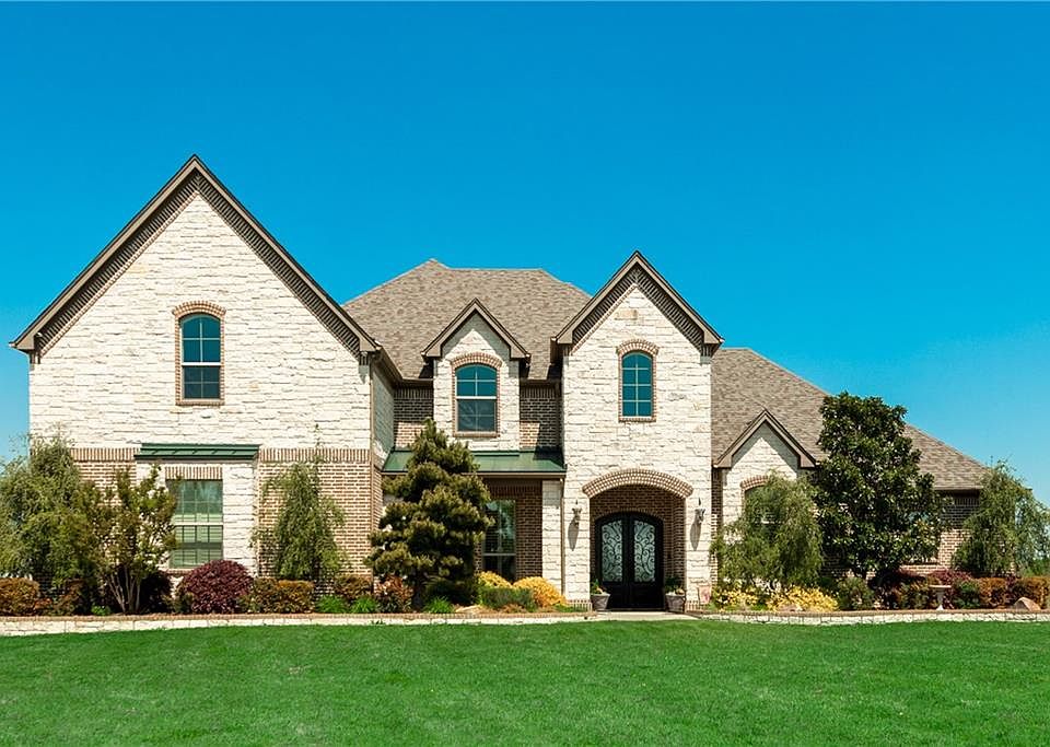 1st image of 6817 Eastview Dr