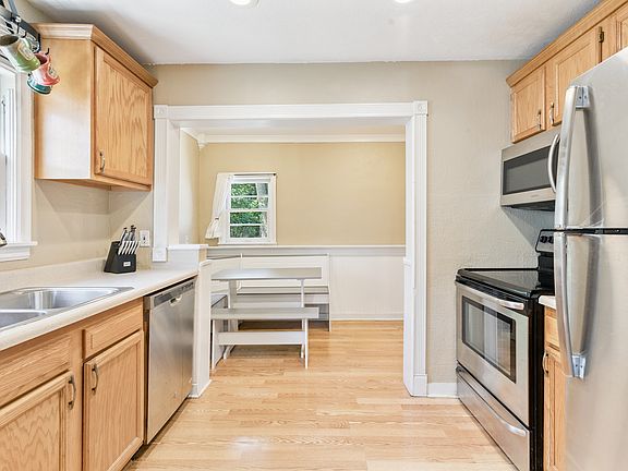 Kitchen and Dining Nook (included)