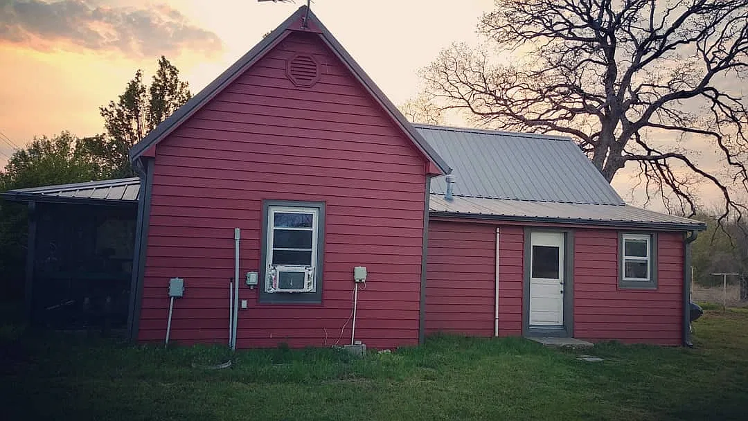 3 bed, 1114 sqft, $1,200 — Photo 1