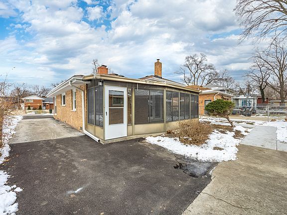 3rd image of 3107 173rd St