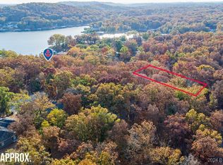 337 Kays Point Rd, Lake Ozark, MO 65049