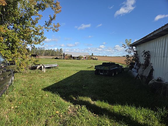 2nd image of 23726 Hubert Rd