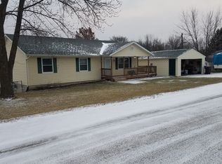 11725 109th Ave, Davenport, IA 52804