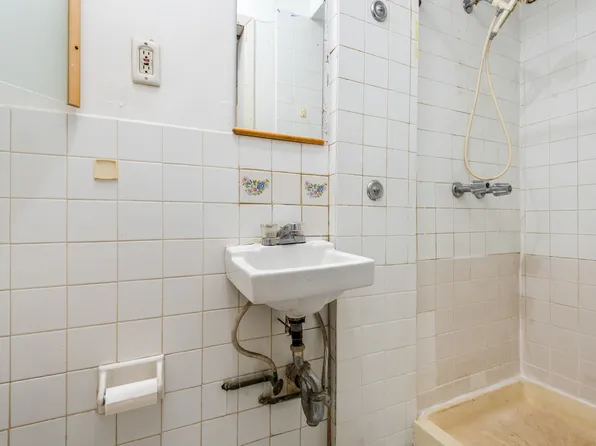 99-22 67th Avenue image 9 of 21