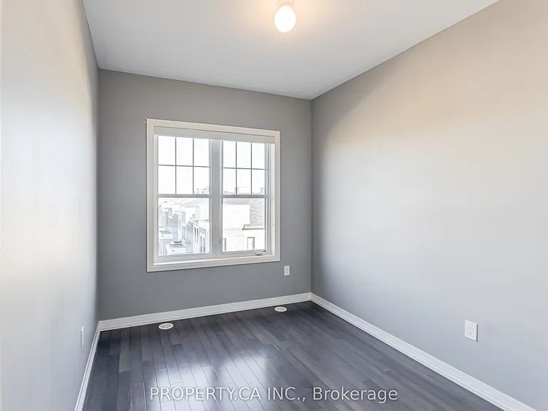 24 Clarington Blvd — Photo 29