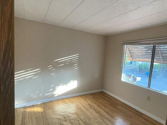 4th image of 35 Constance Drive