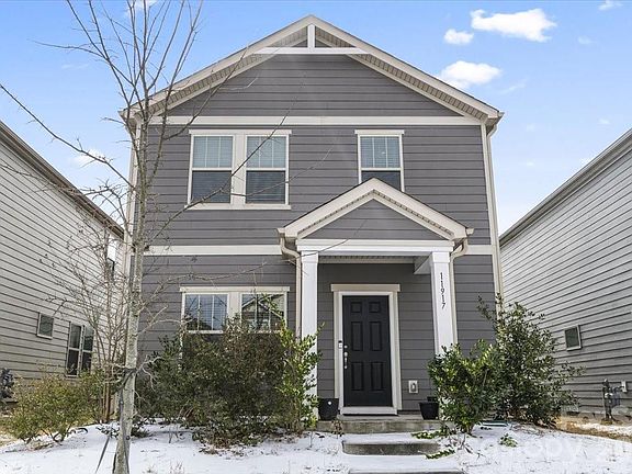 2nd image of 11917 Silverheel Ln
