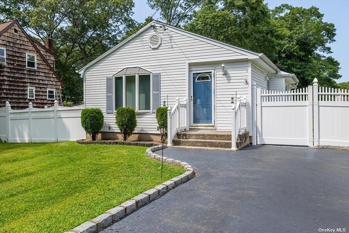 151 Waldorf Drive, Shirley, NY 11967 Zillow