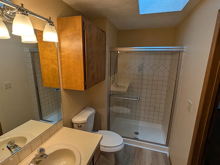 8610 N Valerie St — Photo 22