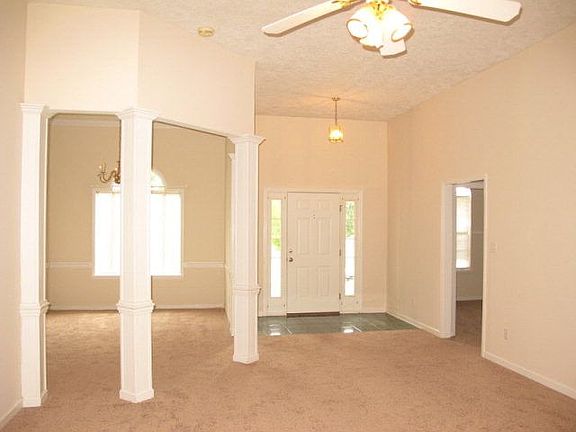 4th image of 113 Orchard Hill Ct